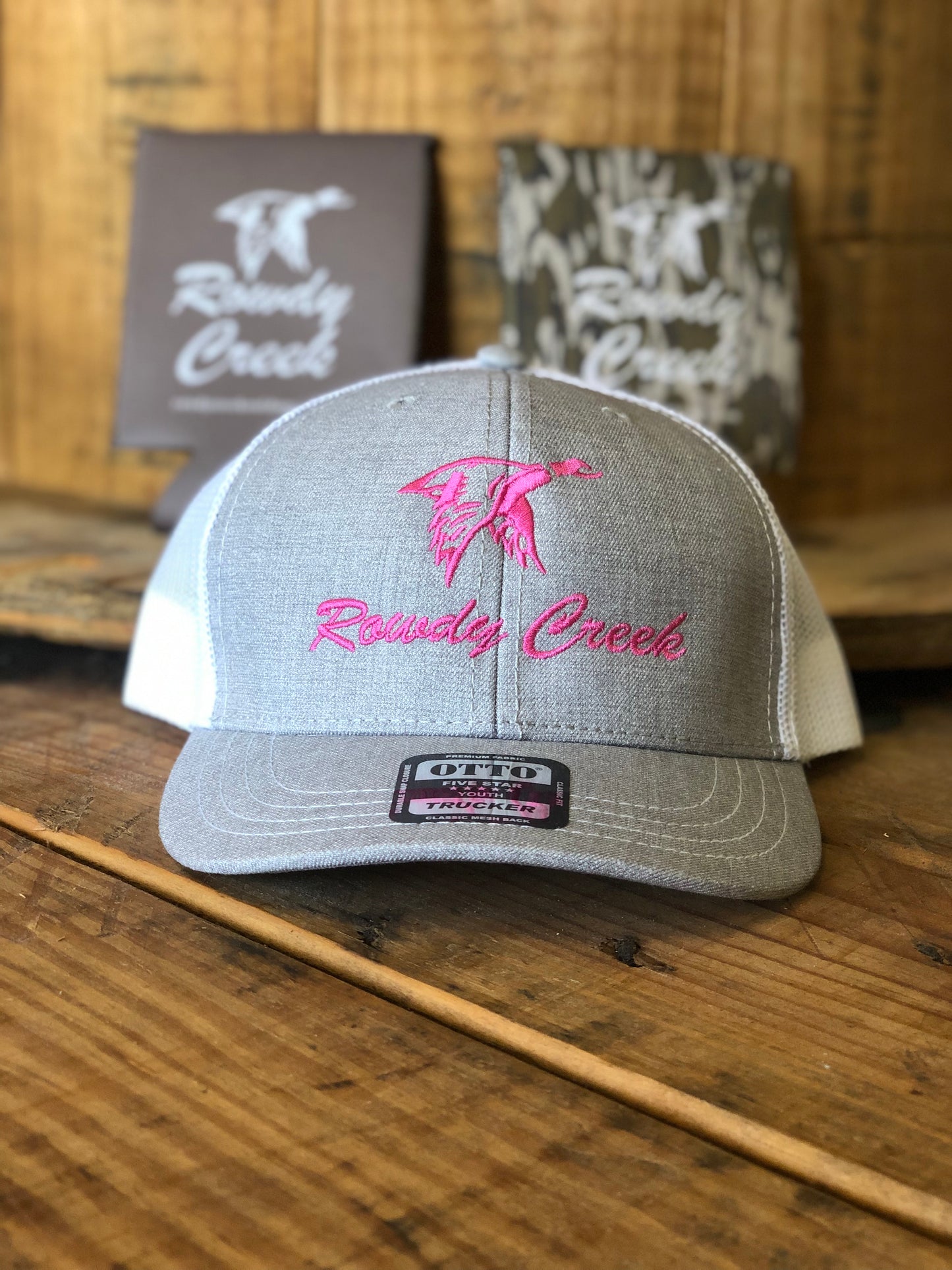 Youth pink/grey duck mesh back